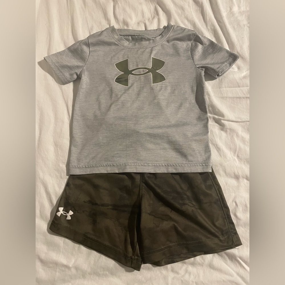 Under Armour Boys Outfit 3T